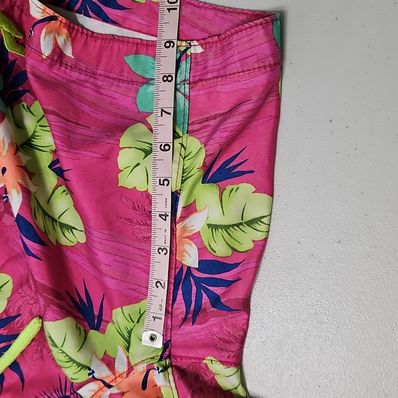 HOLISTER CALIFORNIA swim trunks - Picture 9 of 13